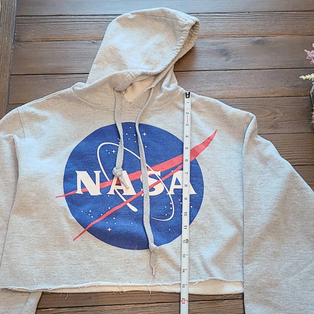 CHEMISTRY Girls crop hoodie size small NASA logo